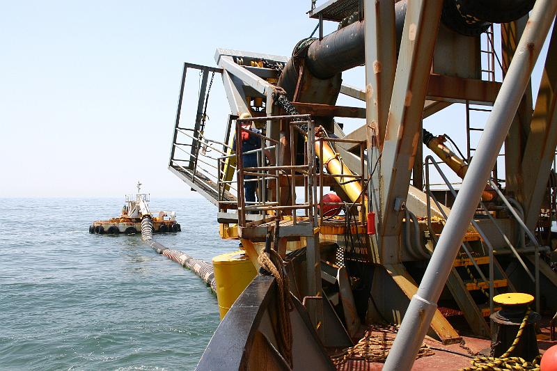 Connecting mono buoy line 1.JPG